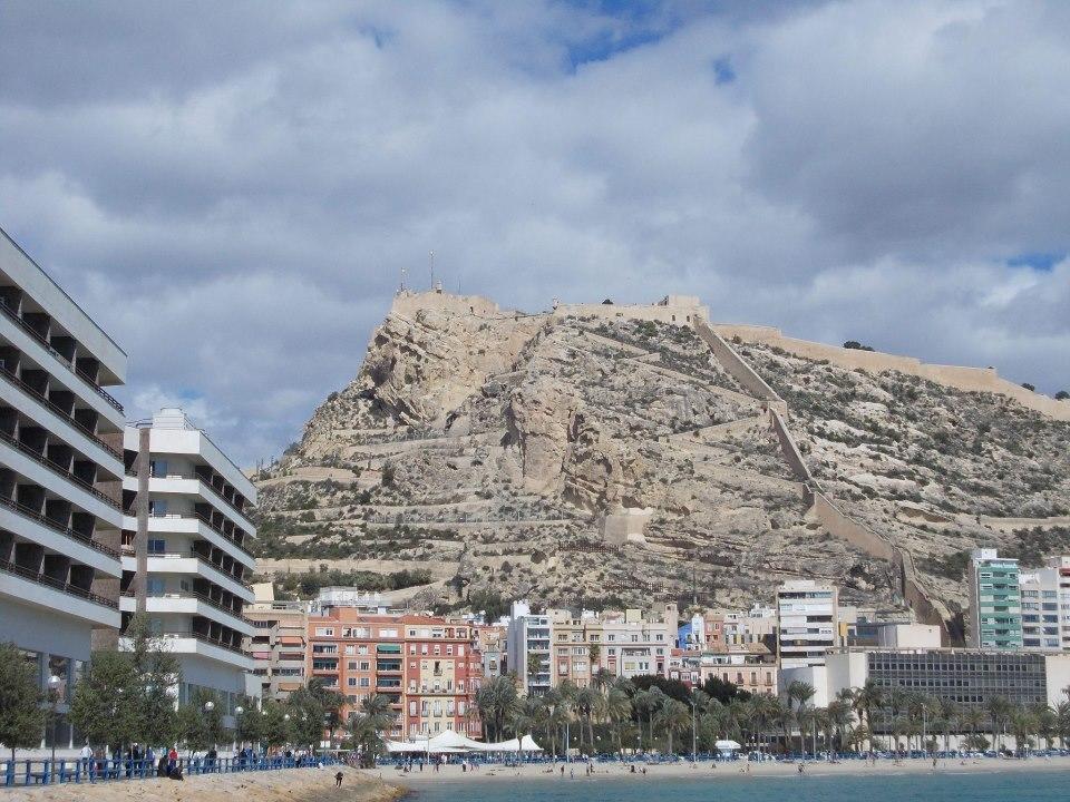 Apartamentos Bahia Аликанте Стая снимка