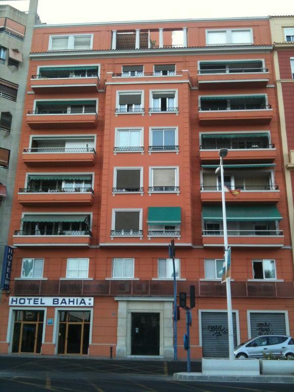 Apartamentos Bahia Аликанте Стая снимка