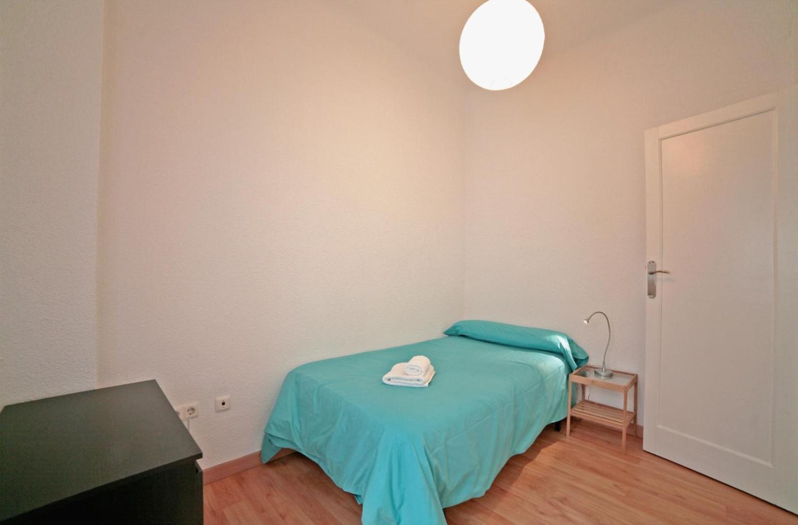 Apartamentos Bahia Аликанте Екстериор снимка