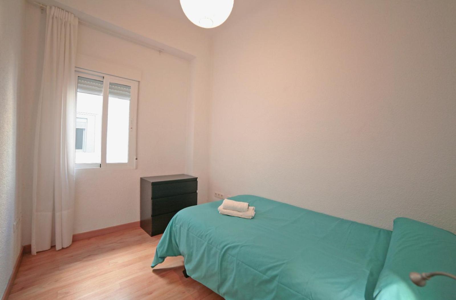 Apartamentos Bahia Аликанте Екстериор снимка