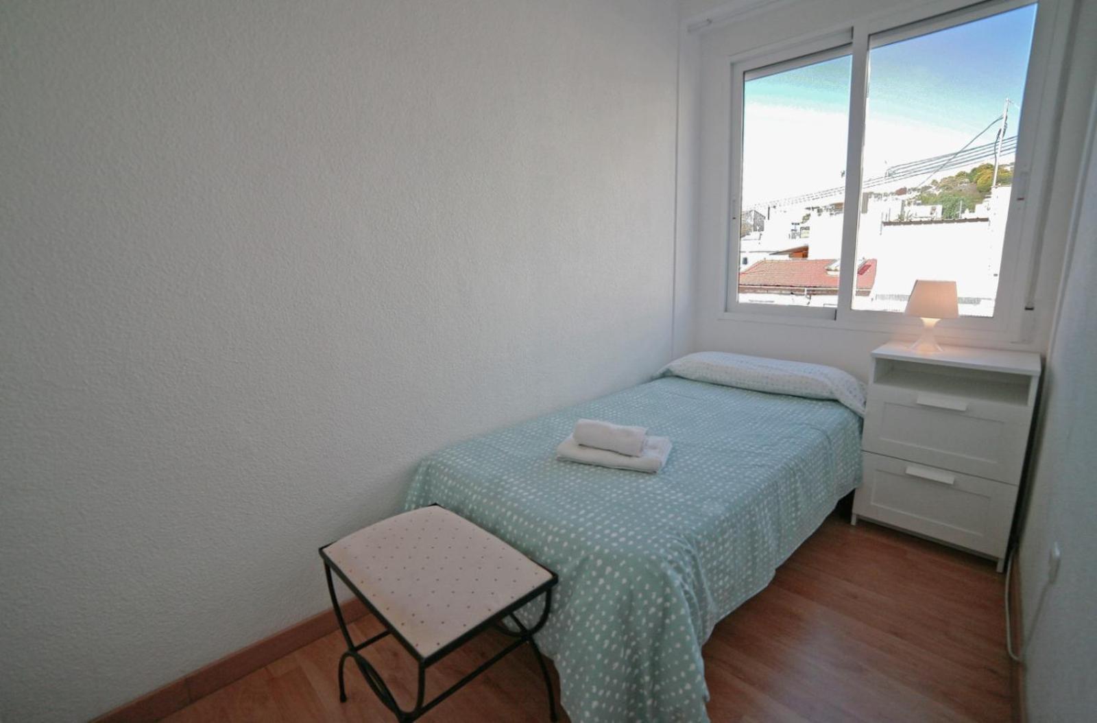 Apartamentos Bahia Аликанте Екстериор снимка