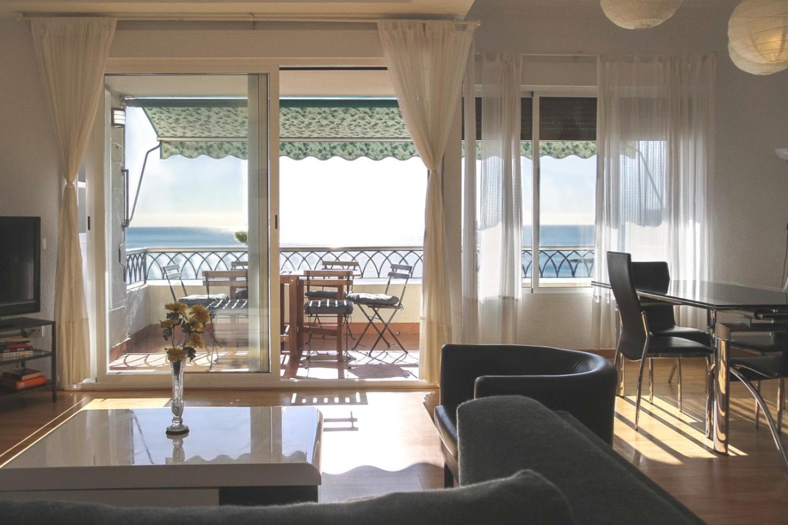 Apartamentos Bahia Аликанте Екстериор снимка