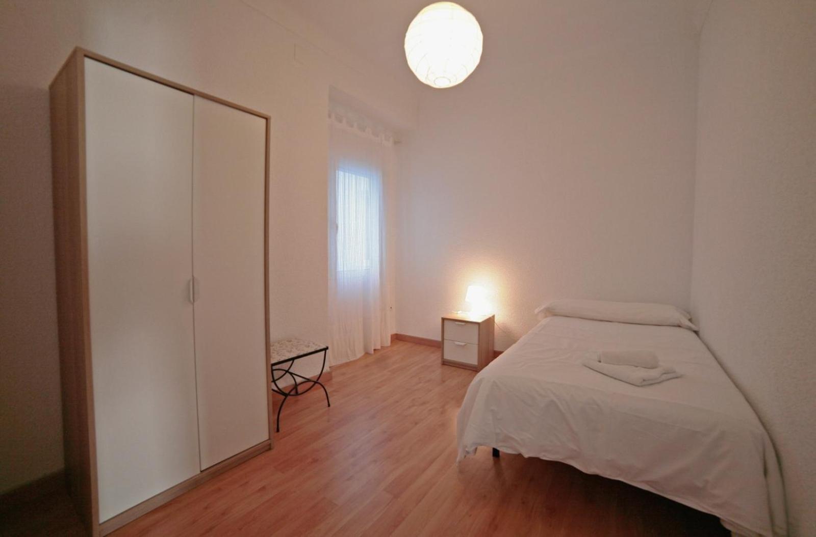 Apartamentos Bahia Аликанте Екстериор снимка