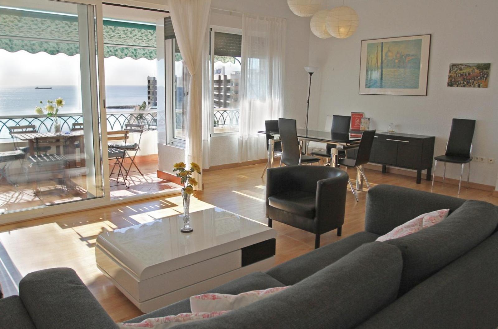 Apartamentos Bahia Аликанте Екстериор снимка